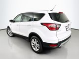 Used 2017 Ford Escape SE image 5