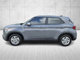 Certified 2022 Hyundai Venue SE image 3