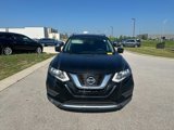 Used 2017 Nissan Rogue SV w/ SV Premium Package image 2