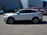Used 2022 Toyota Venza XLE image 4