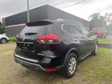 Used 2018 Nissan Rogue SV image 3