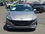 Used 2023 Hyundai Elantra SEL w/ Convenience Package image 2