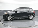 Used 2018 Chevrolet Trax LS image 2