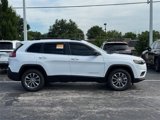 Certified 2022 Jeep Cherokee Latitude Lux w/ Sun & Sound Group image 2