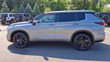 Used 2023 Mitsubishi Outlander SE image 5