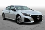 Used 2024 Nissan Altima 2.5 SV image 2