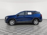 Used 2022 GMC Terrain SLE w/ Driver Convenience Package image 2