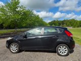 Used 2011 Ford Fiesta SE w/ 203A Rapid Spec Order Code image 2