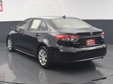 Used 2021 Toyota Corolla LE image 3