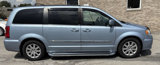 Used 2013 Chrysler Town & Country Touring image 5