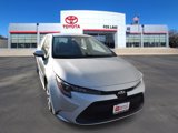 Used 2021 Toyota Corolla LE image 3