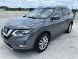 Used 2017 Nissan Rogue SV image 3