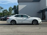 Used 2019 Acura TLX image 2