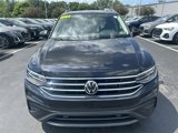 Used 2022 Volkswagen Tiguan SE image 3