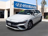 Certified 2025 Hyundai Elantra SE image 3