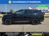 New 2025 Volkswagen Atlas Peak Edition SE image 4
