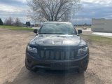 Used 2015 Jeep Grand Cherokee Altitude image 2