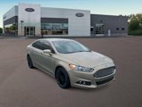 Used 2015 Ford Fusion SE w/ Equipment Group 202A image 2