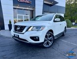 Used 2017 Nissan Pathfinder Platinum image 3