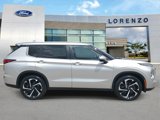Used 2022 Mitsubishi Outlander SE image 4
