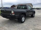 Used 2011 Toyota Tacoma 4x4 Regular Cab image 3