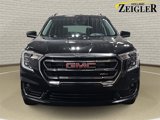 Used 2024 GMC Terrain AT4 image 2