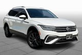 Used 2022 Volkswagen Tiguan SE image 2