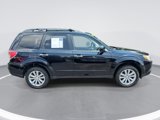 Used 2011 Subaru Forester 2.5X Limited w/ Popular Equipment Group 5B image 4