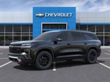 New 2025 Chevrolet Traverse Z71 w/ Enhanced Driving Package image 2