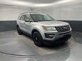 Used 2016 Ford Explorer FWD image 2