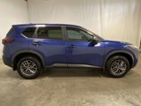 Used 2023 Nissan Rogue S image 2