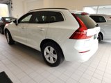 Certified 2022 Volvo XC60 B5 Momentum w/ Climate Package image 2