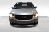 Certified 2019 Dodge Grand Caravan SE image 3