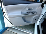 Used 2017 Toyota Prius V image 5