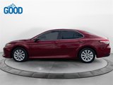 Used 2018 Toyota Camry LE image 2
