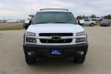 Used 2003 Chevrolet Avalanche 4x4 w/ Suspension Package, Off-Road image 2