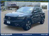 Used 2025 Volvo XC40 B5 Plus w/ Protection Package Premier image 3