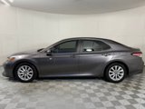 Used 2018 Toyota Camry LE image 3