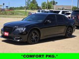 Used 2022 Chrysler 300 Touring L image 4