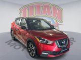 Used 2020 Nissan Kicks SR w/ SR Premium Package image 3