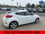 Used 2013 Hyundai Veloster image 3