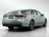 Used 2017 Toyota Avalon XLE image 5