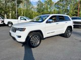 Used 2019 Jeep Grand Cherokee Limited w/ Luxury Group II image 2