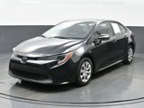Used 2022 Toyota Corolla LE image 2
