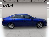 Used 2021 Hyundai Elantra SE image 2