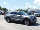 Used 2022 Ford Explorer XLT w/ Equipment Group 202A image 4