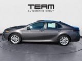 Used 2022 Toyota Camry LE image 4