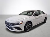 New 2025 Hyundai Elantra Sport image 2
