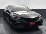 Used 2021 Toyota Camry SE image 2