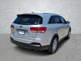 Used 2018 Kia Sorento LX image 5